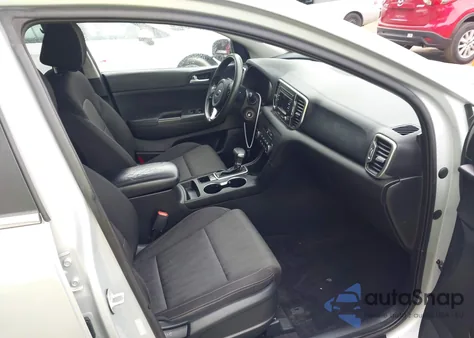 2019 Kia Sportage Lx z USA, uszkodzony, nr VIN KNDPM3AC5K7592695